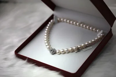 Boutique jewelry product photo